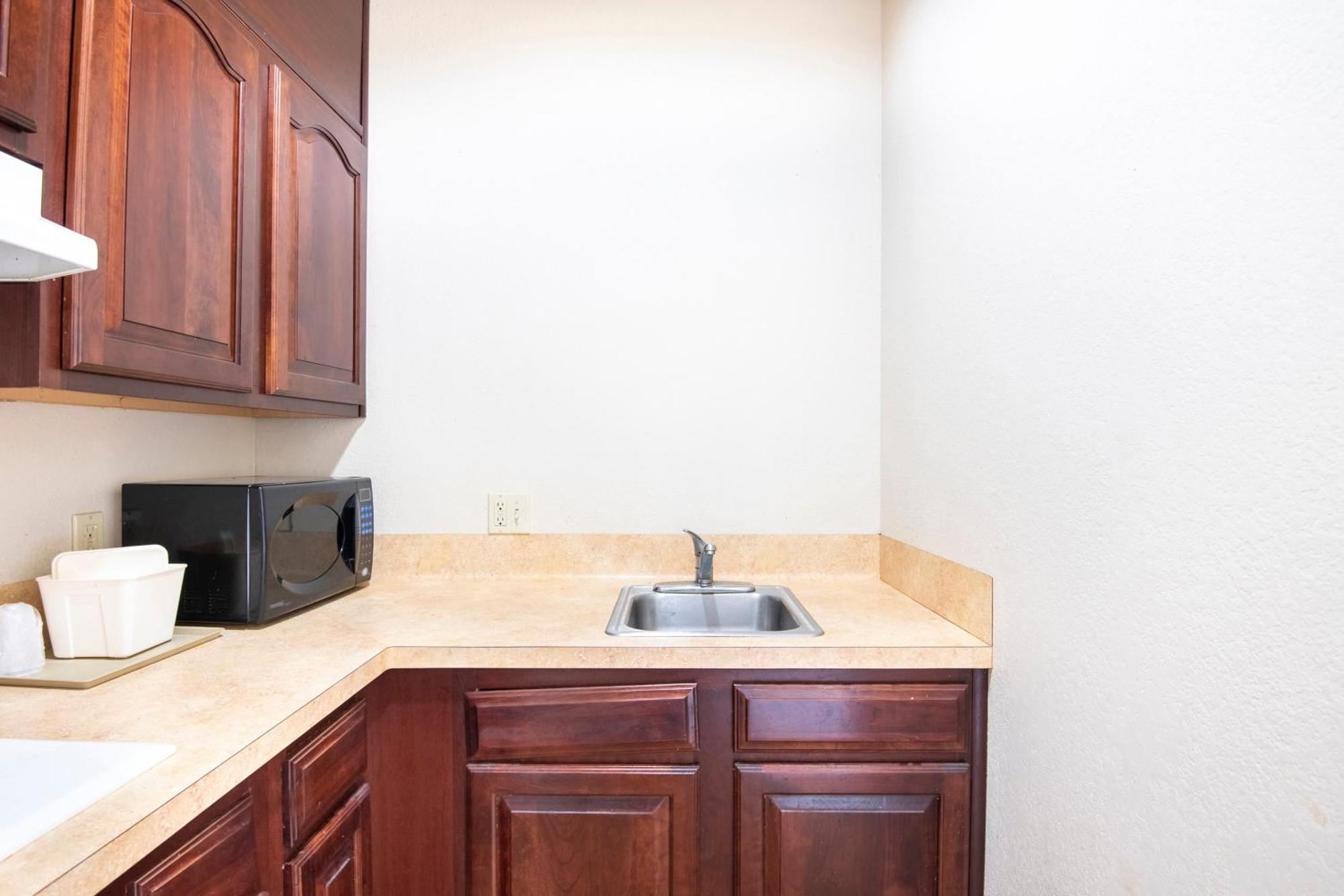 Oyo Townhouse Clute Lake Jackson Exterior foto