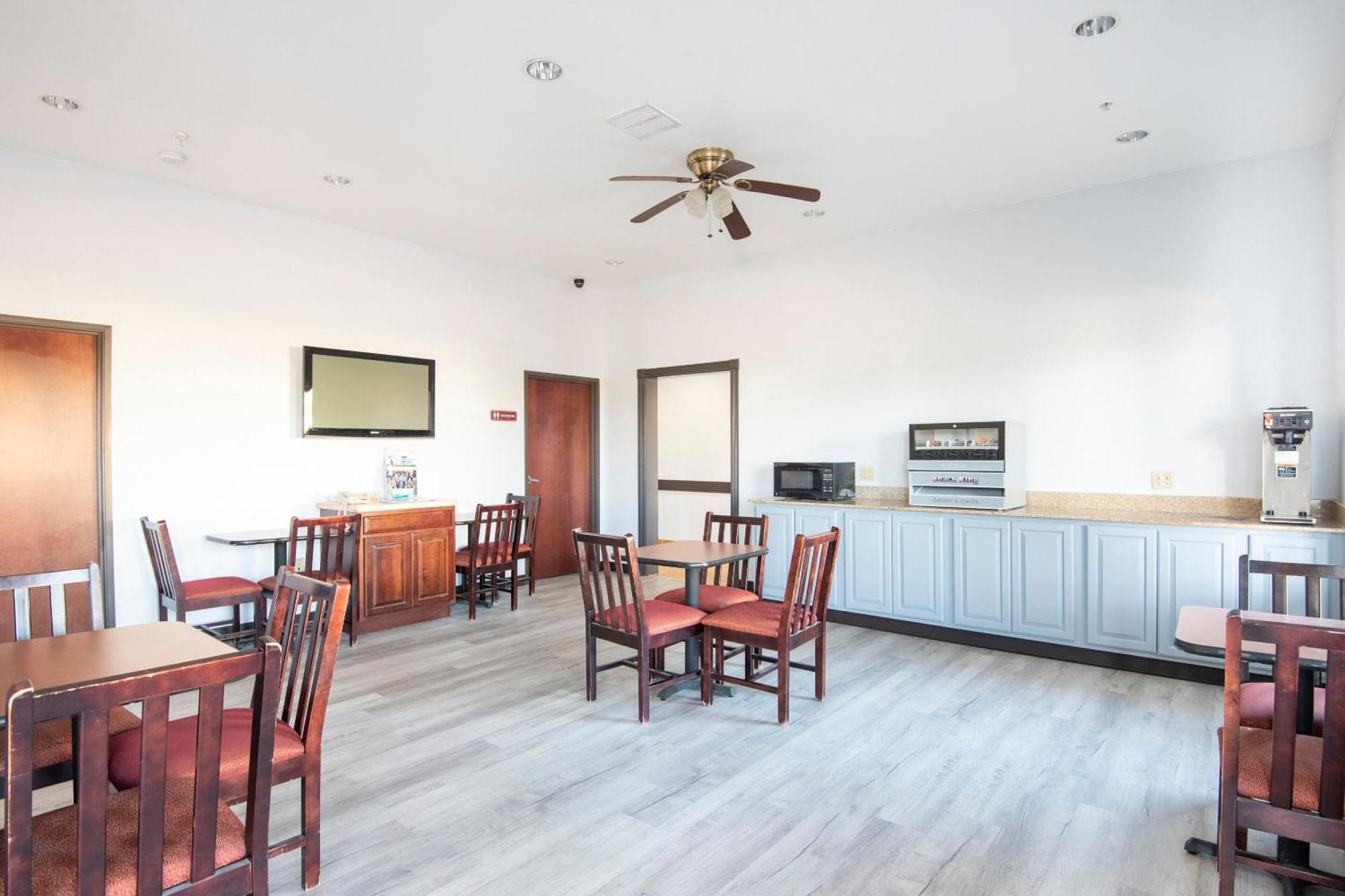 Oyo Townhouse Clute Lake Jackson Exterior foto